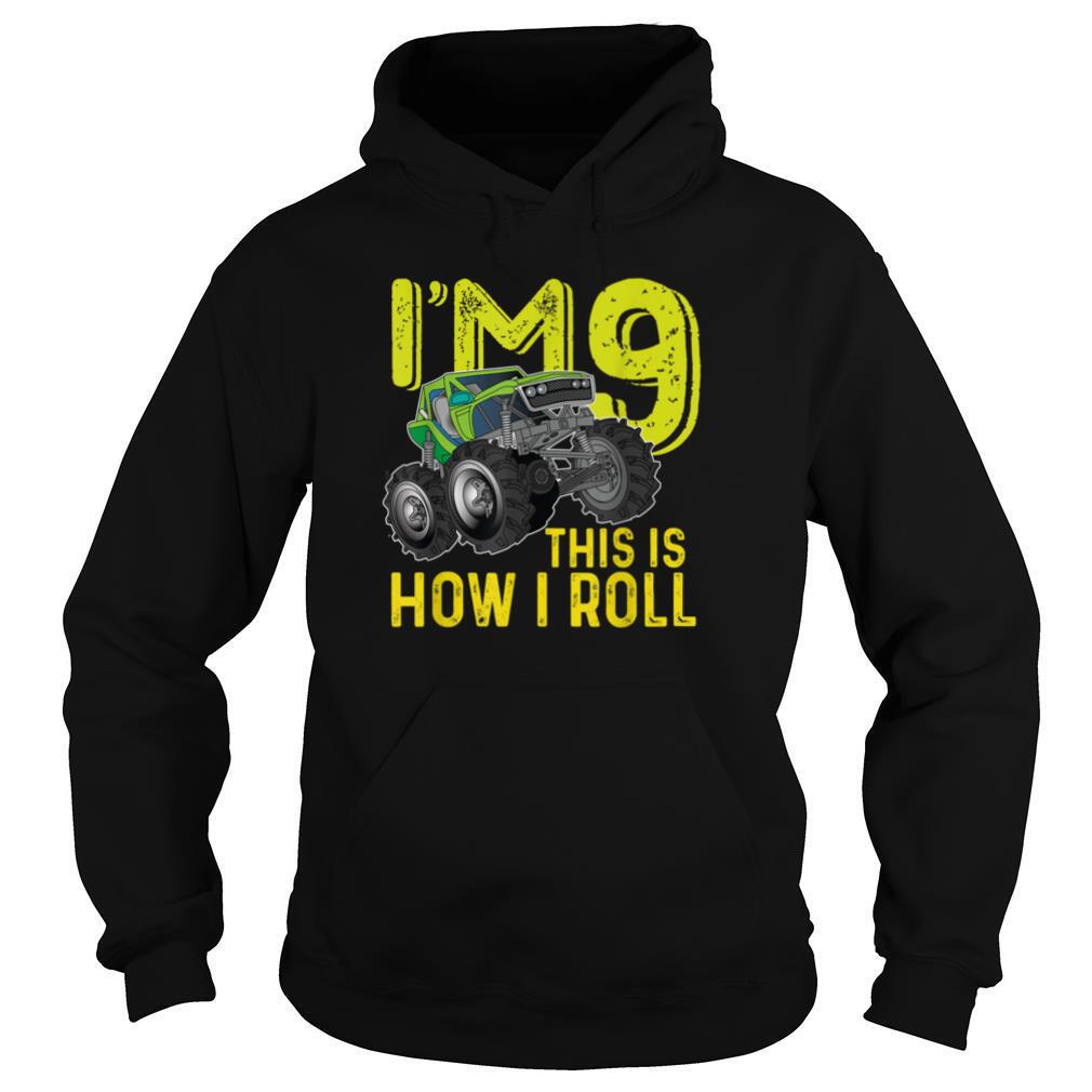 I'm 9 This is How I Roll Kids 9 Year Old Birthday Party Gift T Shirt