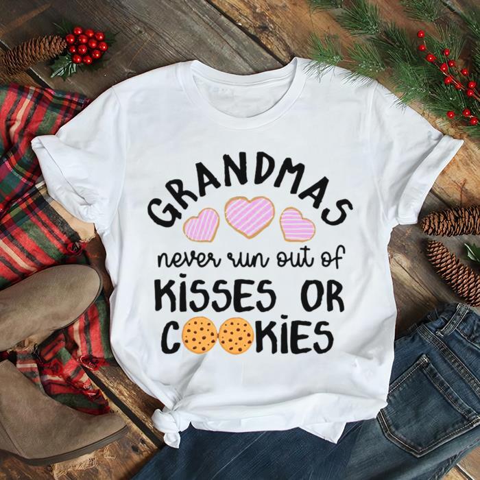 Grandma Never Run Out Of Kisses Or Cookies T shirt