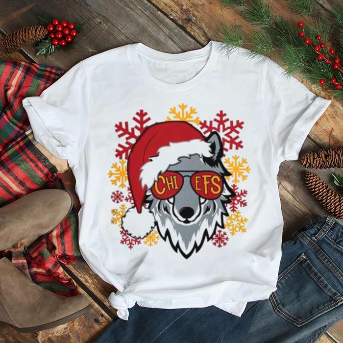 Christmas Wolf Santa Hat Football Kansas City Chiefs T shirt